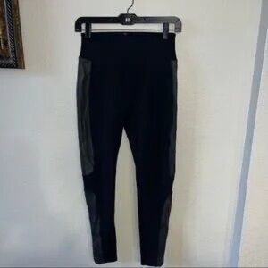 Black Women's Pants